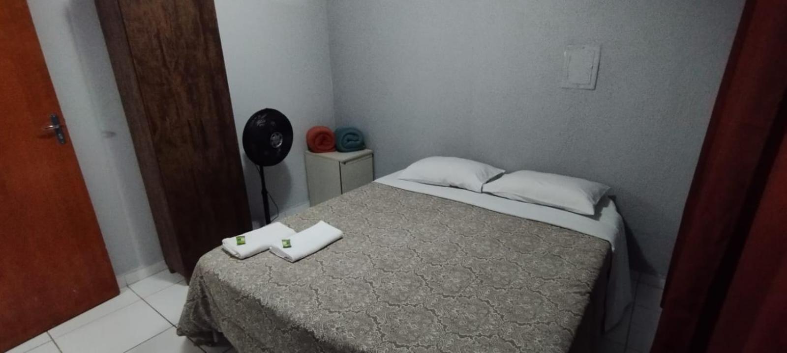 Casas De Temporadas - Hotel Recanto Do Sossego Uberlândia Quarto foto